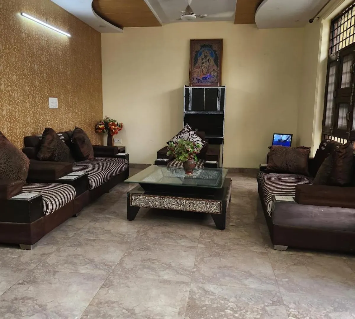 Hotel Grand King Plaza Nové Dillí