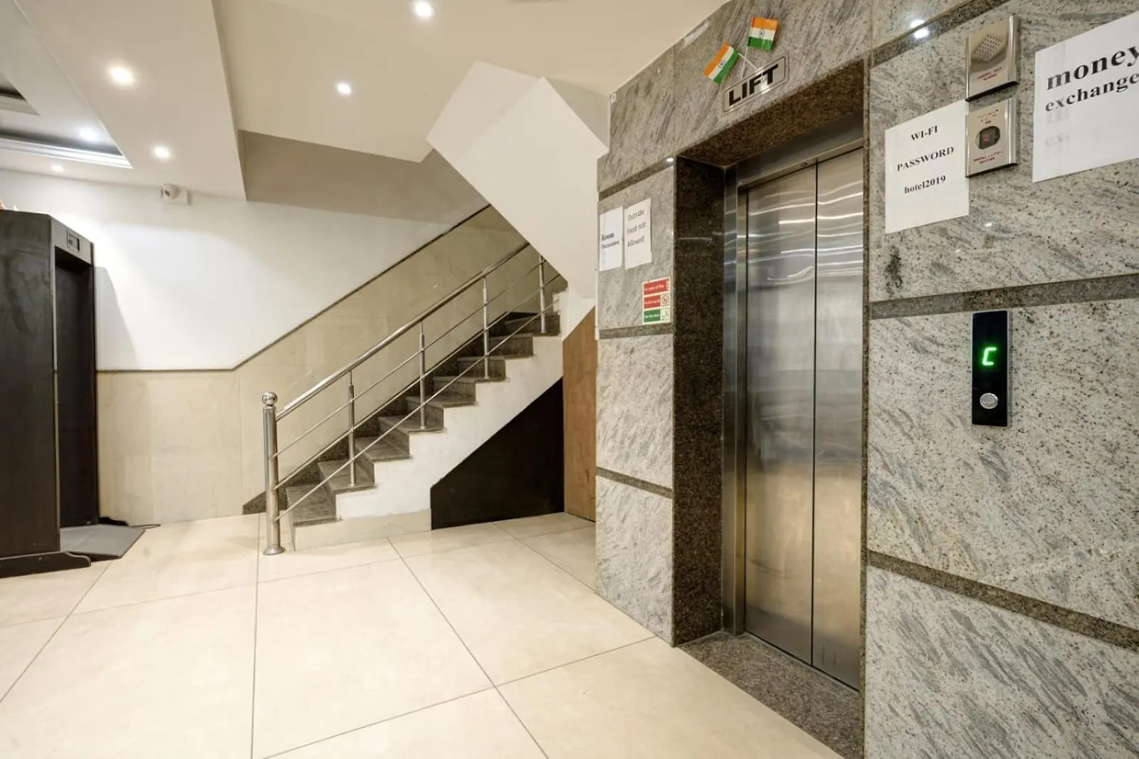 Hotel Grand King Plaza Nové Dillí 4*,  Indie