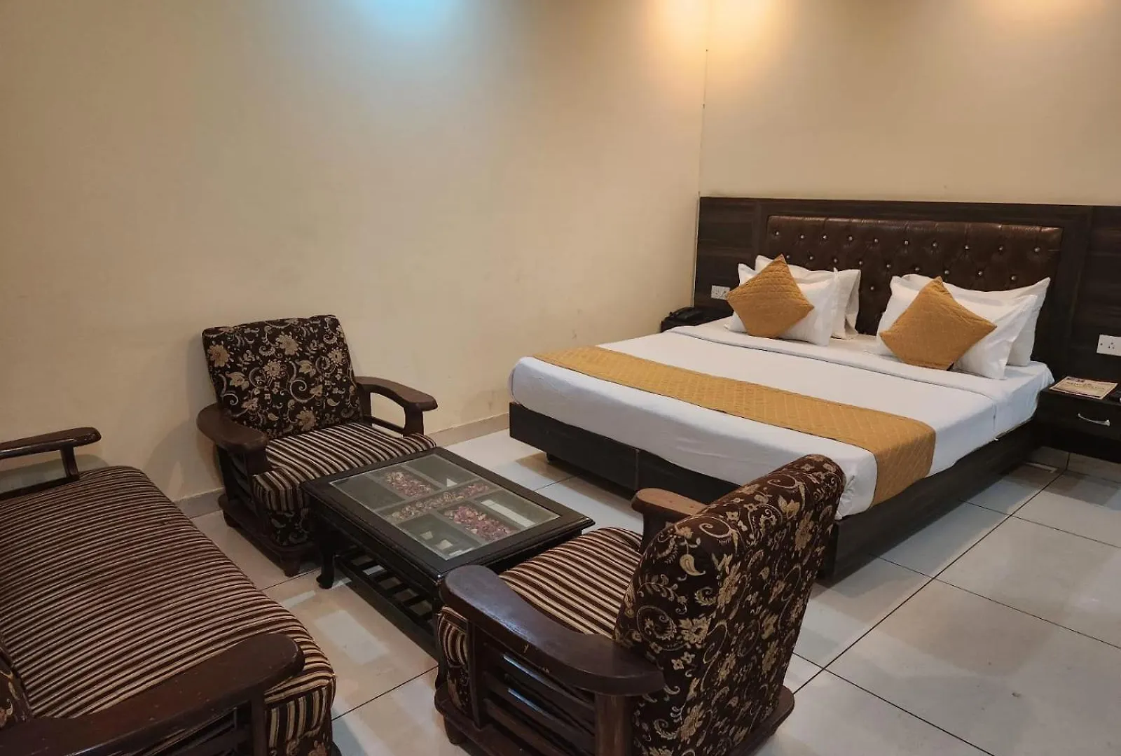 Hotel Grand King Plaza Nové Dillí